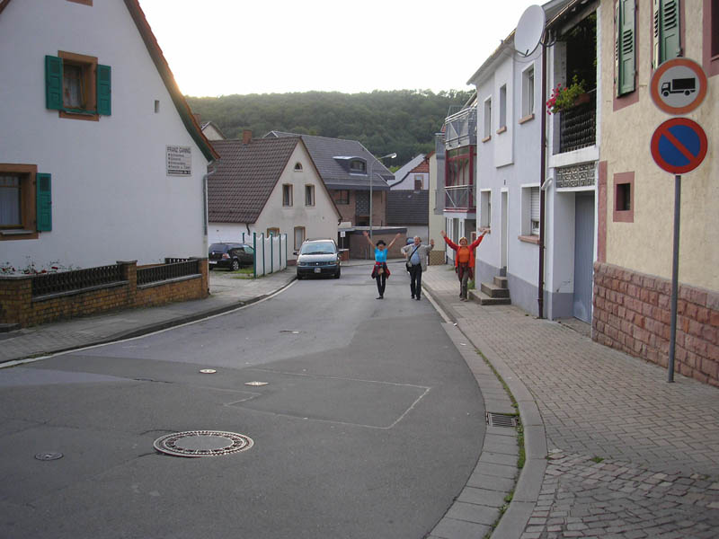 P9077122