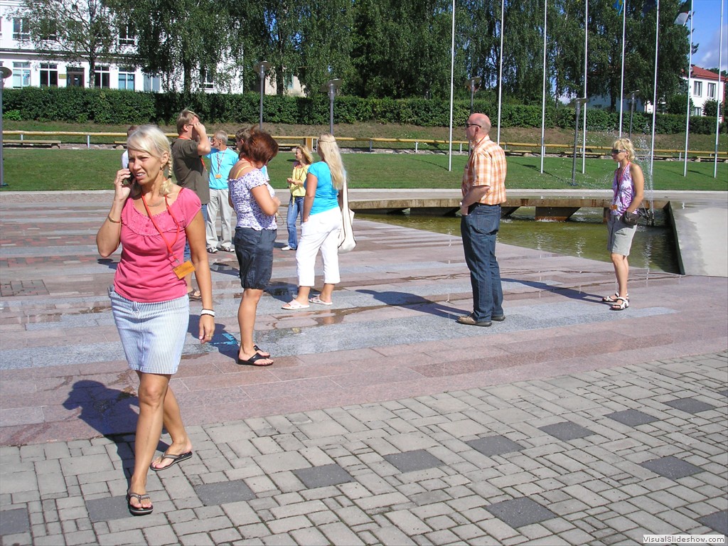 2010, Läti, töö tahab tegemist