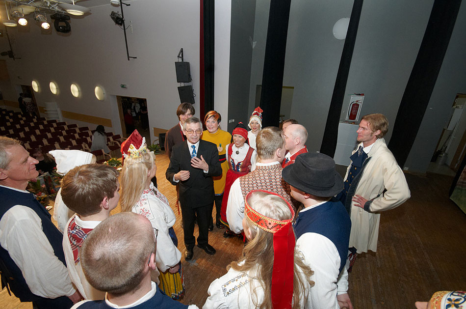 2011_04_23_353