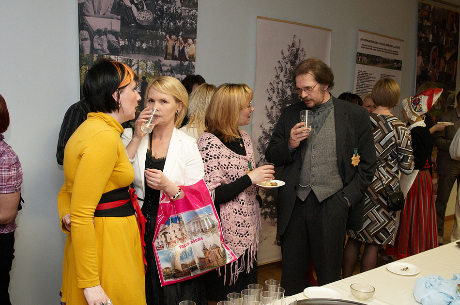 2011_04_23_398