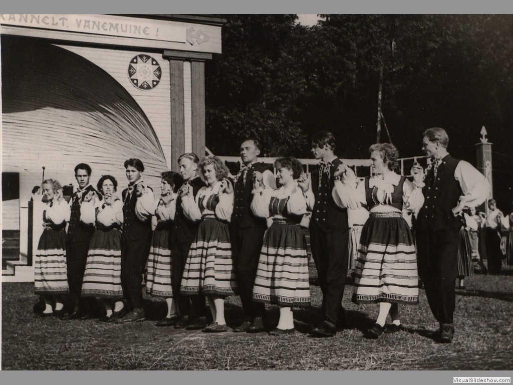 1958-60, Märjamaa lauluväljakul
